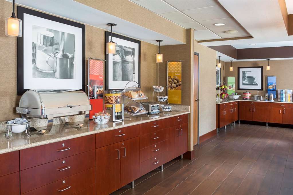 Hampton Inn By Hilton Youngstown-West I-80 مِنيرال ريدج المطعم الصورة